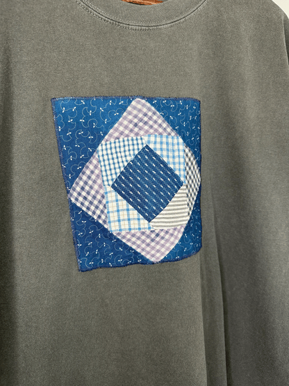 Dark Grey Diamond in the Square Quilt Block T-Shirt (XL)