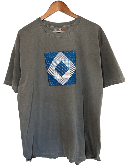 Dark Grey Diamond in the Square Quilt Block T-Shirt (XL)